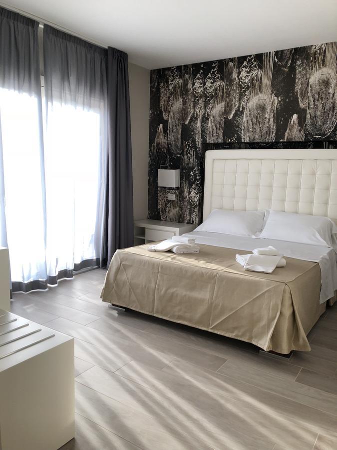 Hotel Boutique Carolina Марина-ди- Кастаньето Экстерьер фото