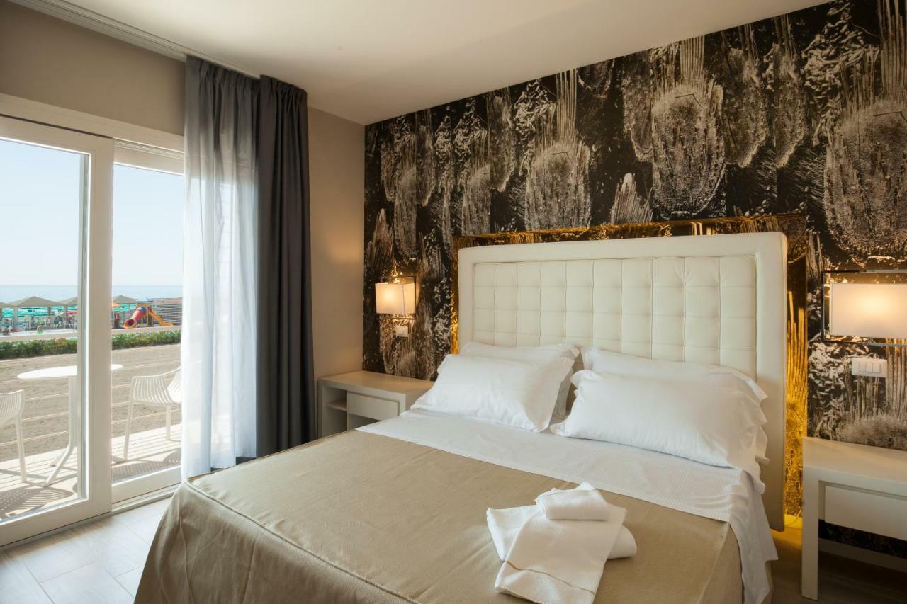 Hotel Boutique Carolina Марина-ди- Кастаньето Экстерьер фото