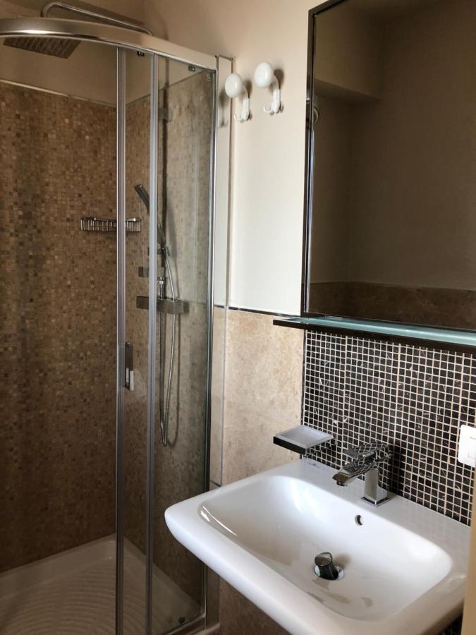Hotel Boutique Carolina Марина-ди- Кастаньето Экстерьер фото