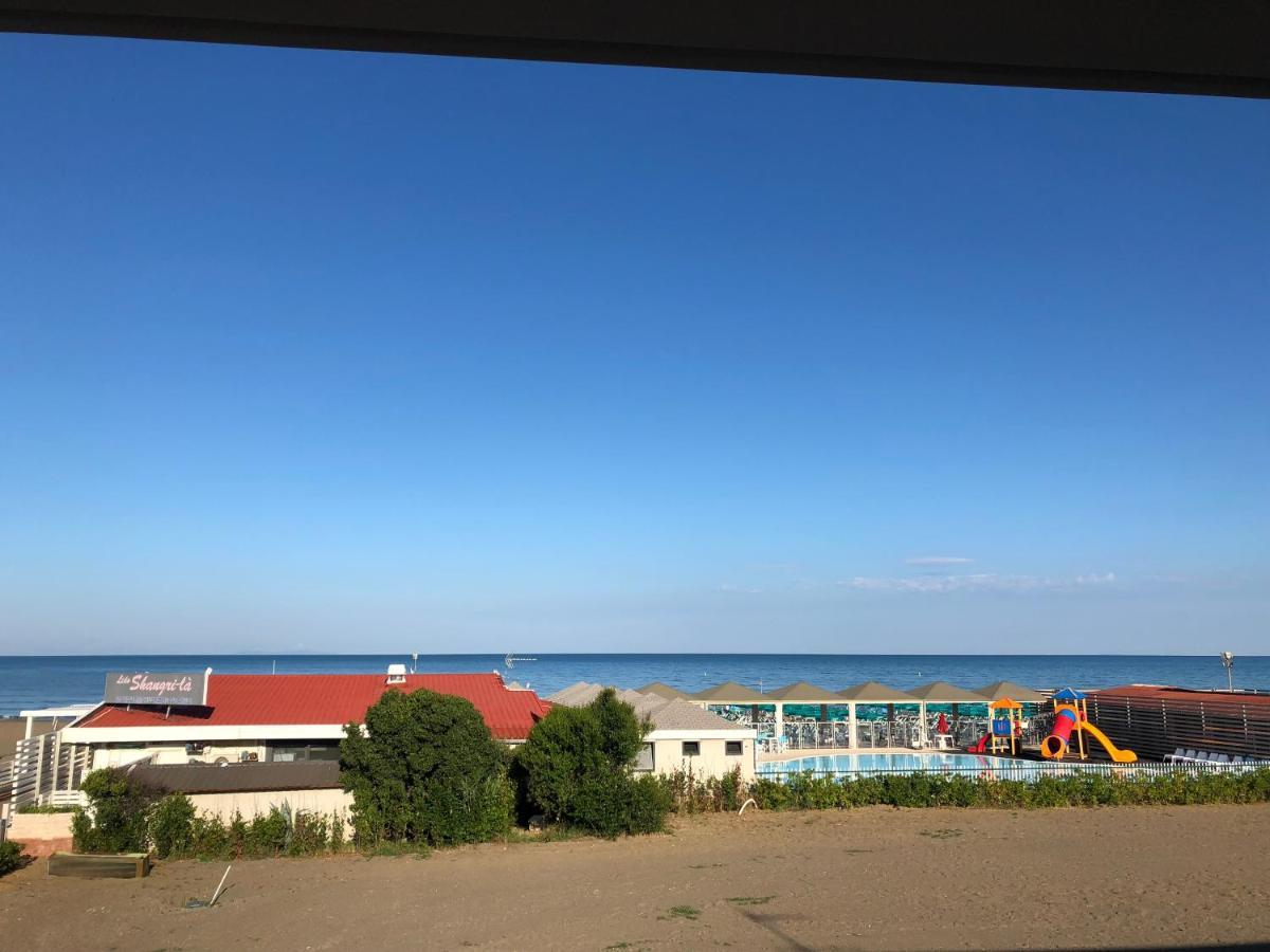 Hotel Boutique Carolina Марина-ди- Кастаньето Экстерьер фото